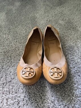 TORY BURCH - tan flats